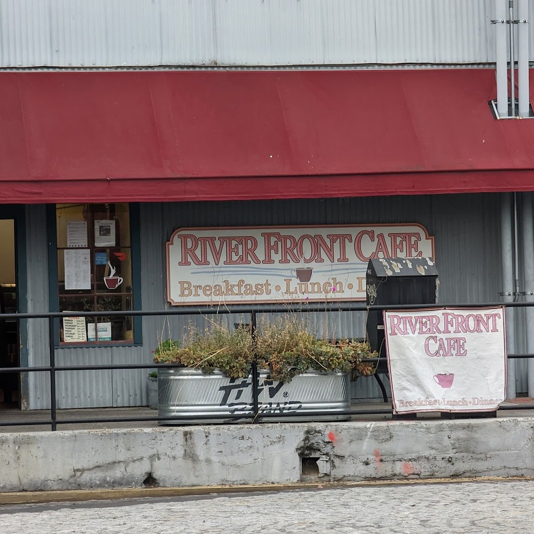 River Front Cafe 3