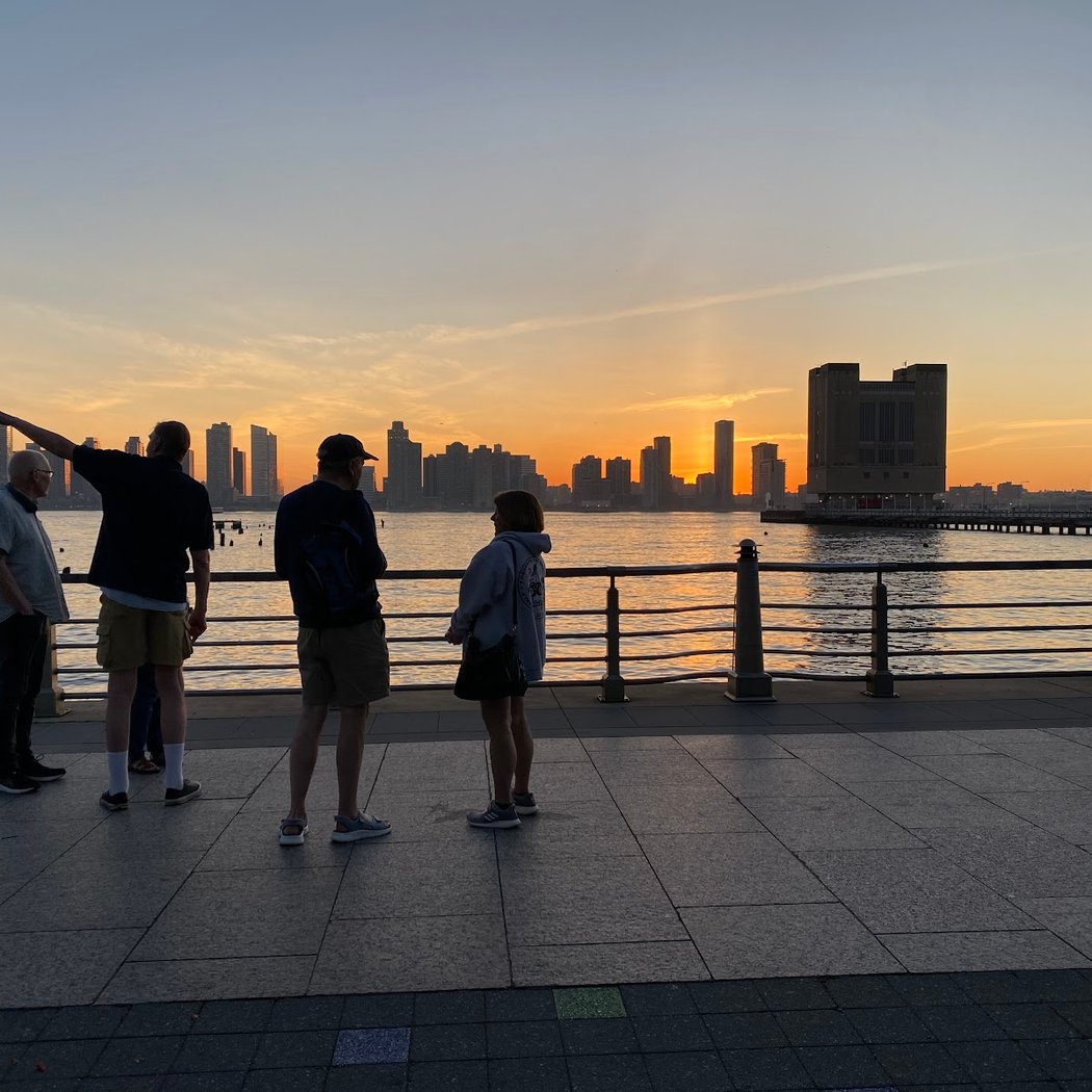 Hudson River Park Lookout 1