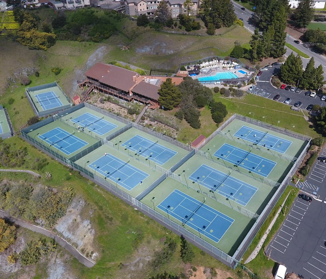 Oakland Hills Tennis Club 3