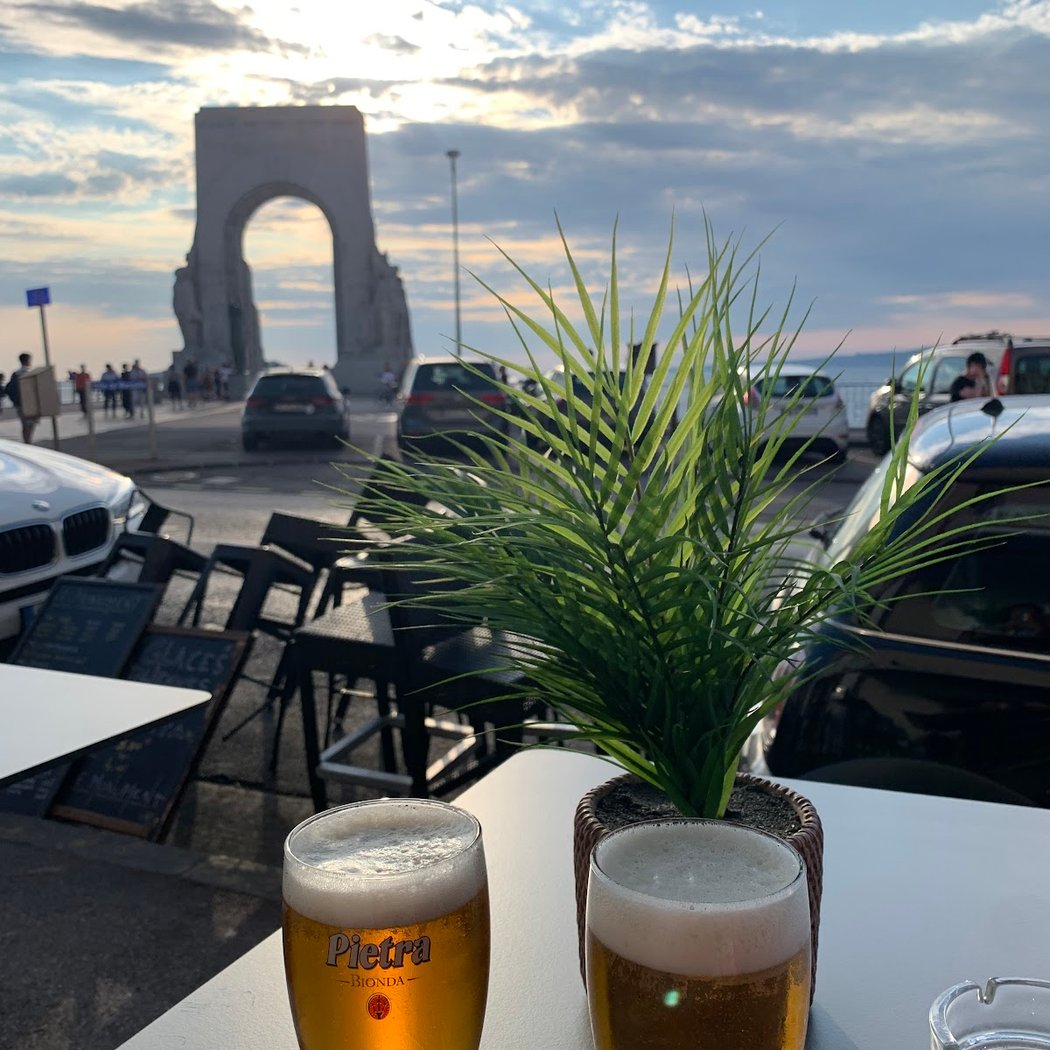 Brasserie le monument 4