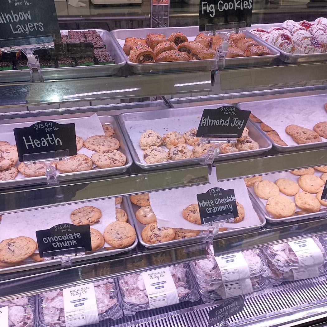Luca Pastry 2
