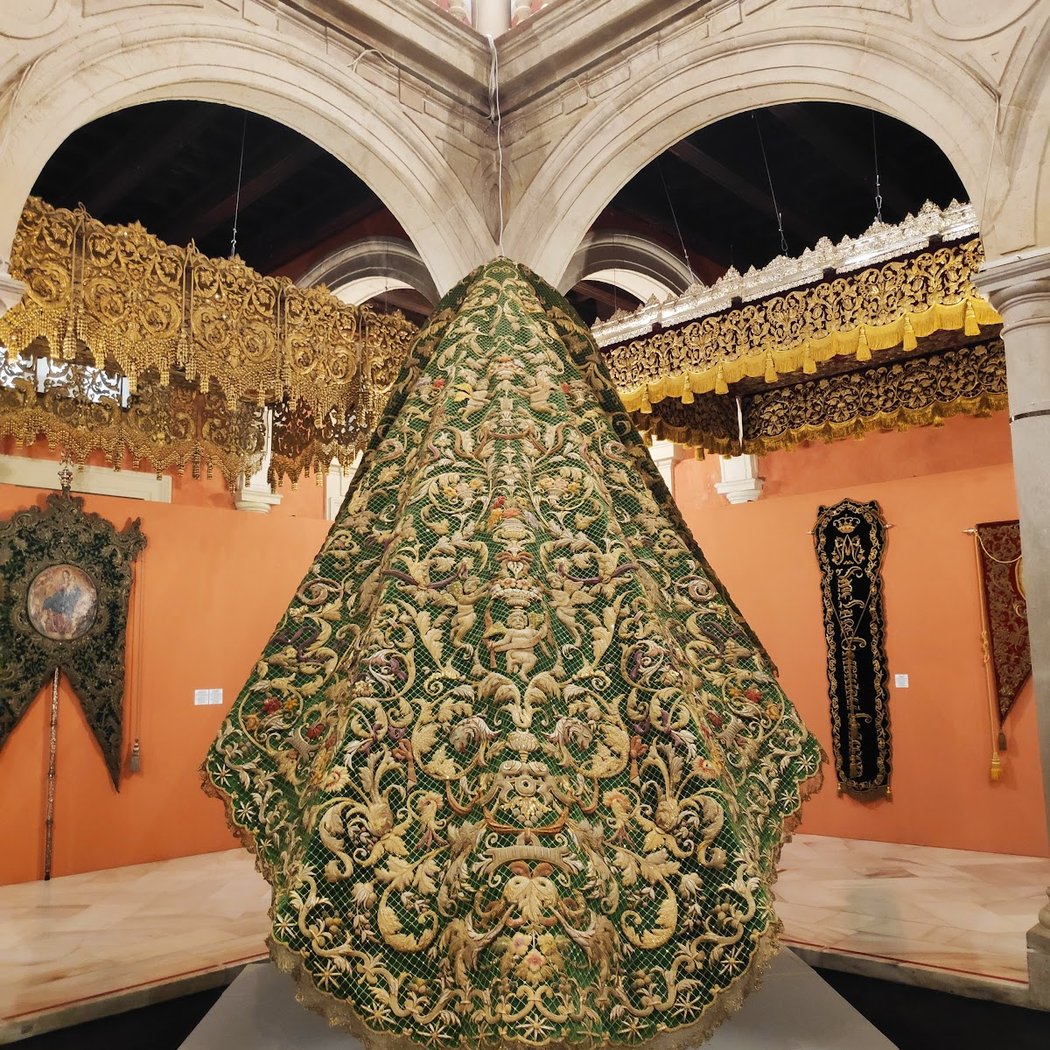 Historia, arte y devoción: el patrimonio pictórico en la Hermandad Sacramental de la Esperanza de Triana 1
