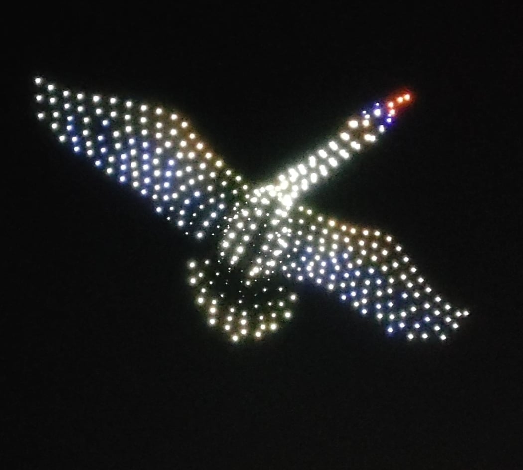 Show de drones - spectacle-drone-bordeaux.fr 3