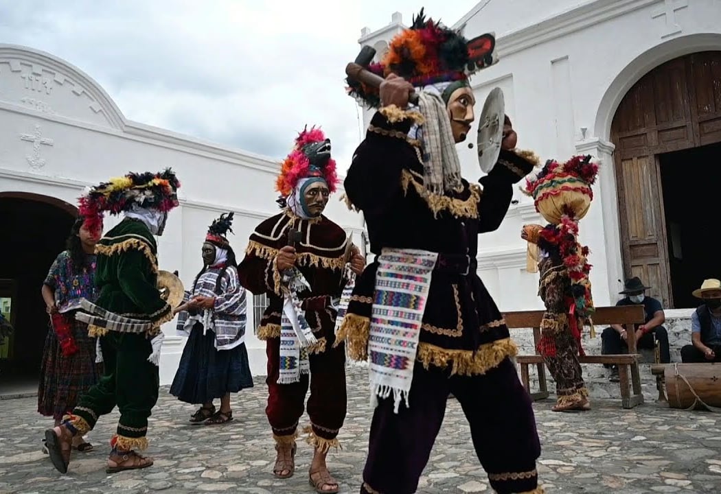 Traditional Guatemalan Dance Performance 3