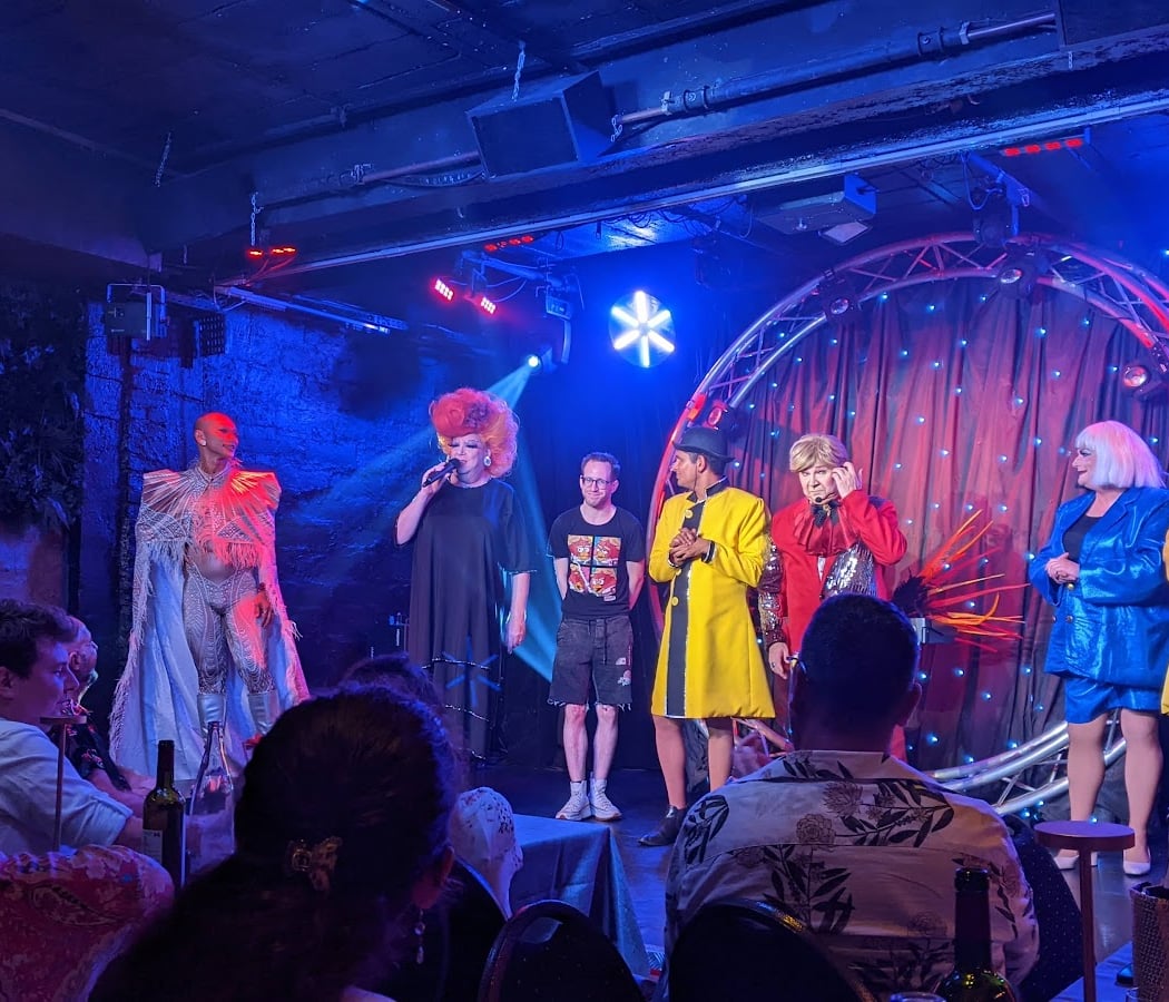 Spectacle au cabaret l’Artishow 3