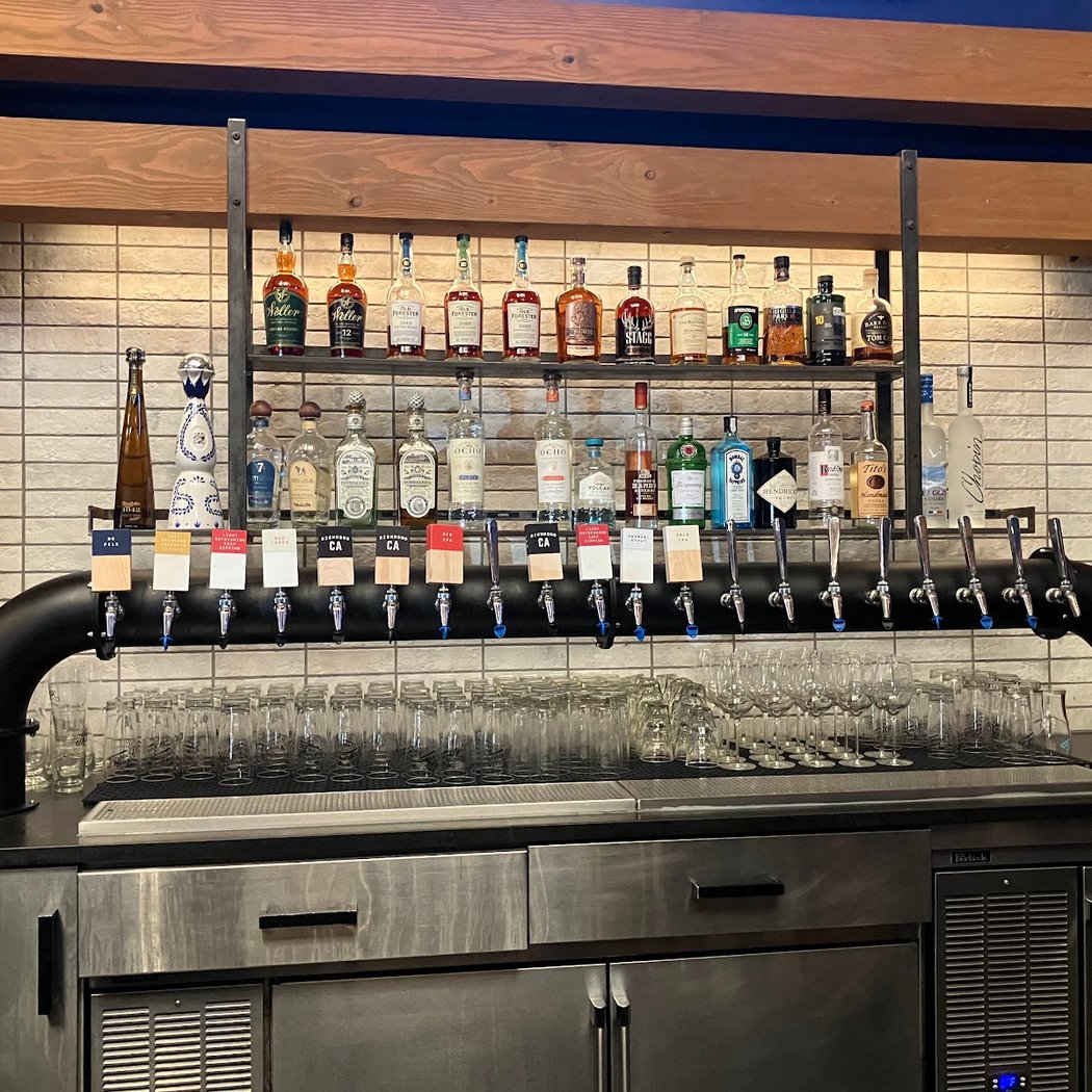 Tam Tavern's Weekly Happy Hour 2