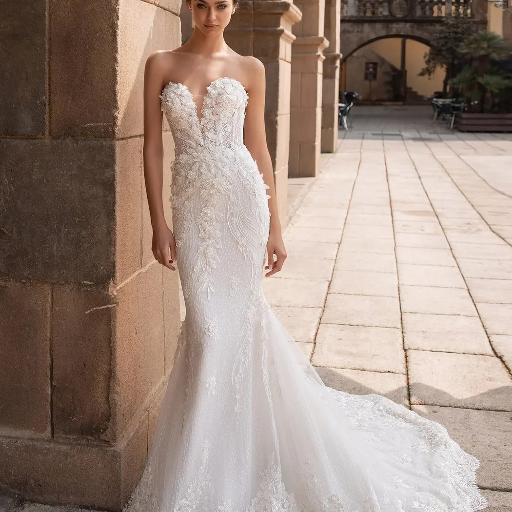 Bridal Breeze Wedding Dress Shop 3