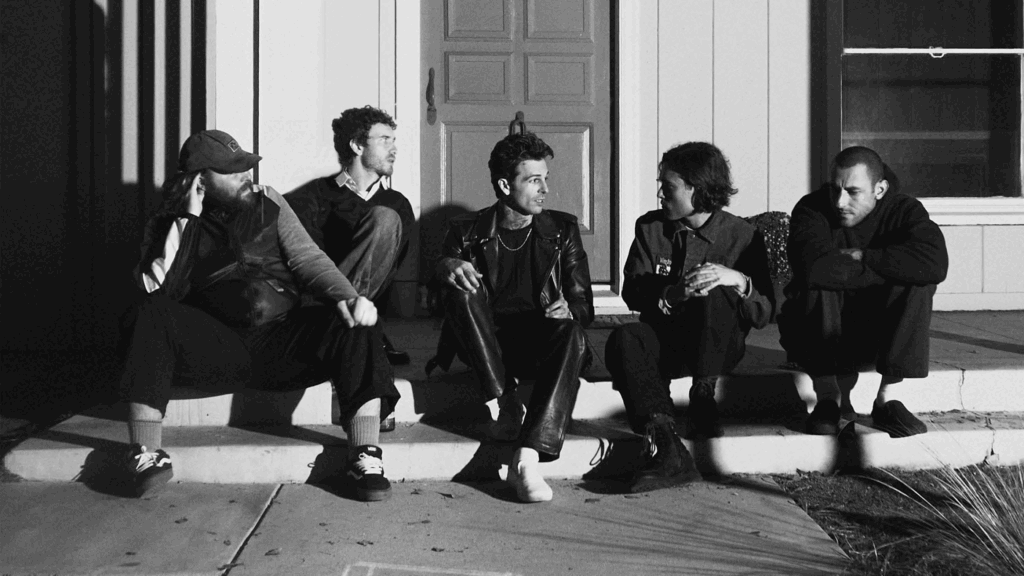 The Neighbourhood 1