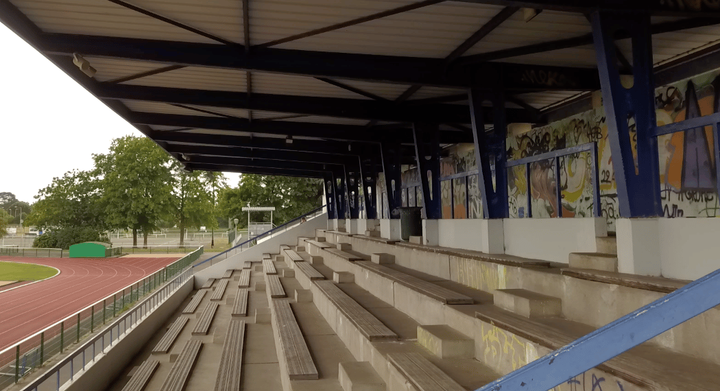 Stade Léo Lagrange 3