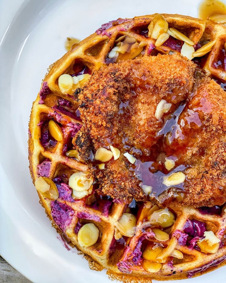 Dame's Chicken & Waffles 1