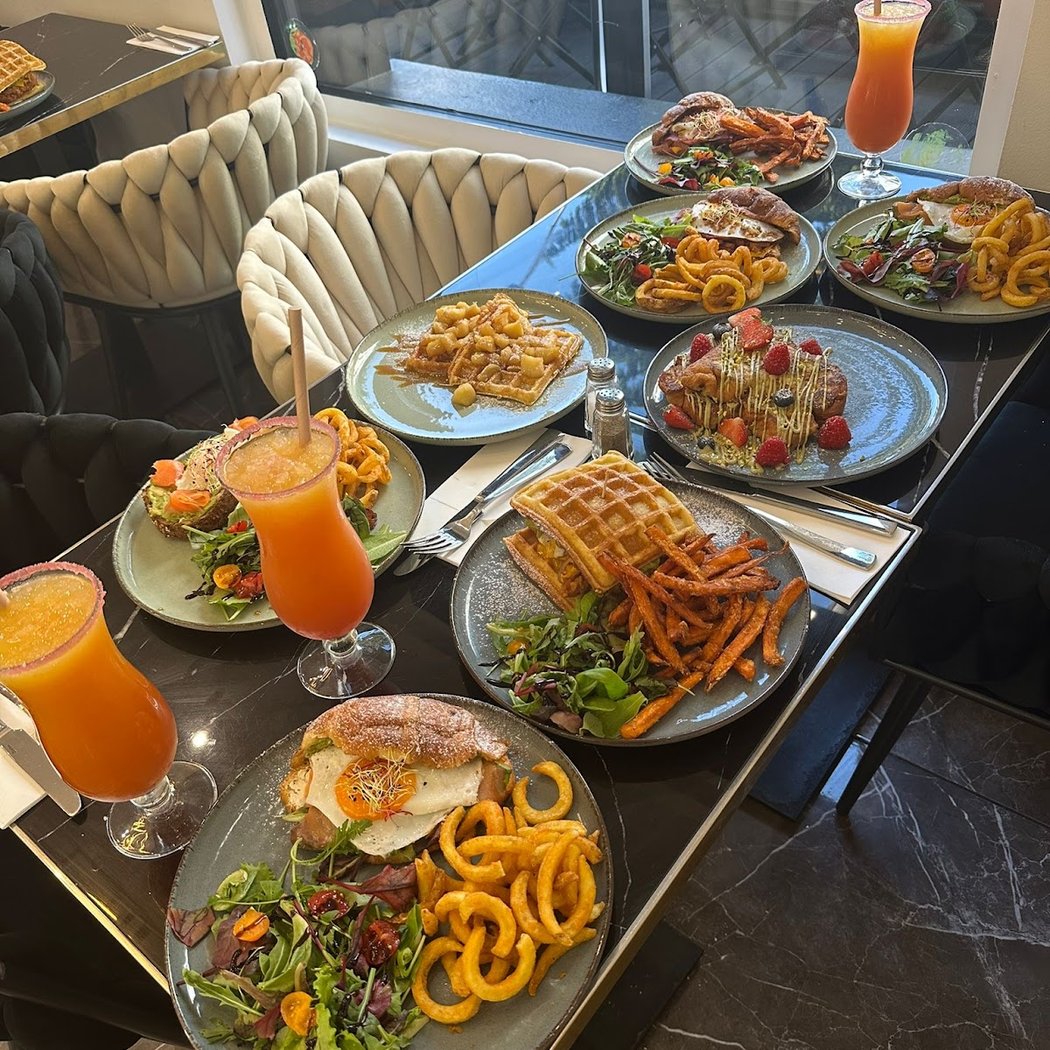 TMTB RESTAURANT 3