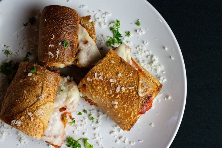 Ozzy's Pizzeria 3