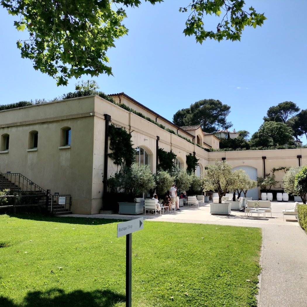 Château Léoube 2