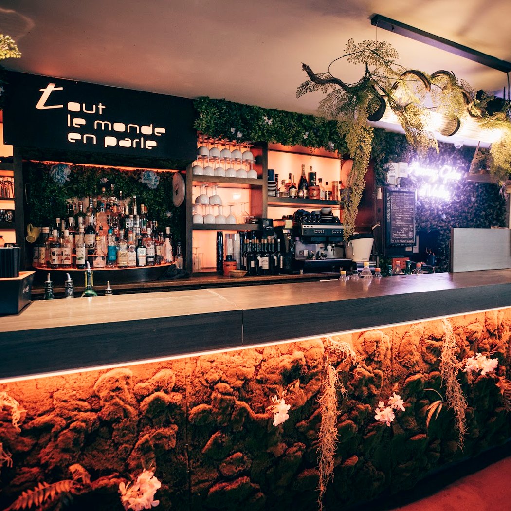 Tout Le Monde En Parle restaurant montparnasse club 3