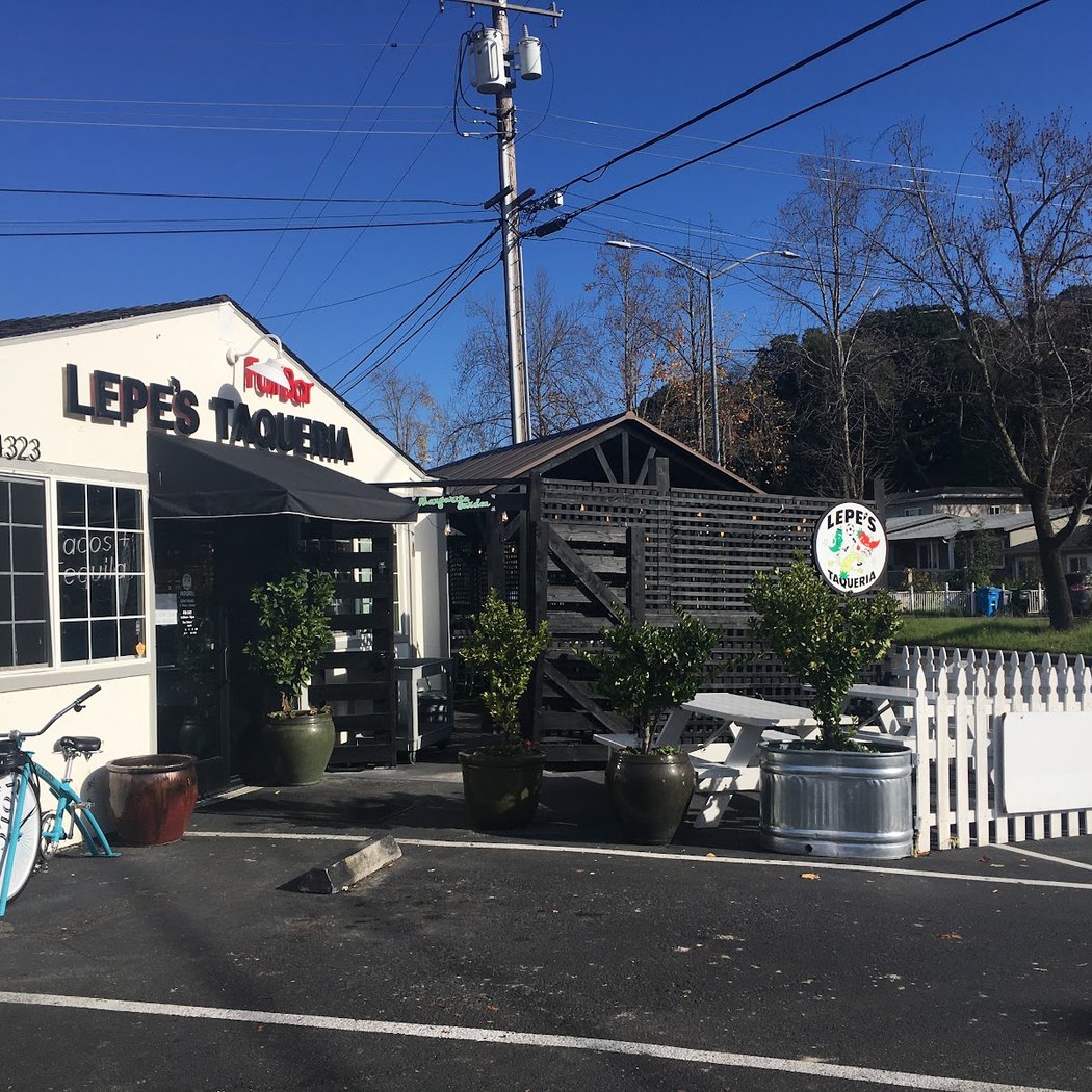 Lepe's Taqueria 3
