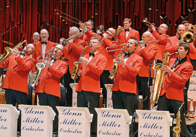 The Glenn Miller Orchestra 1