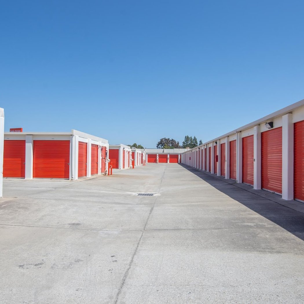 Public Storage 3