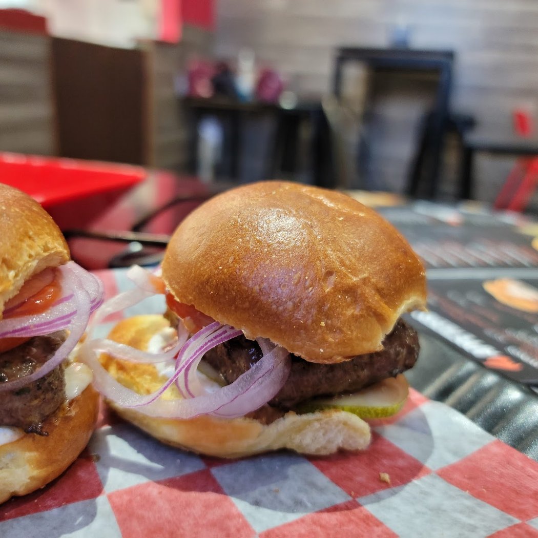 Turnpike Burgers Grill 2