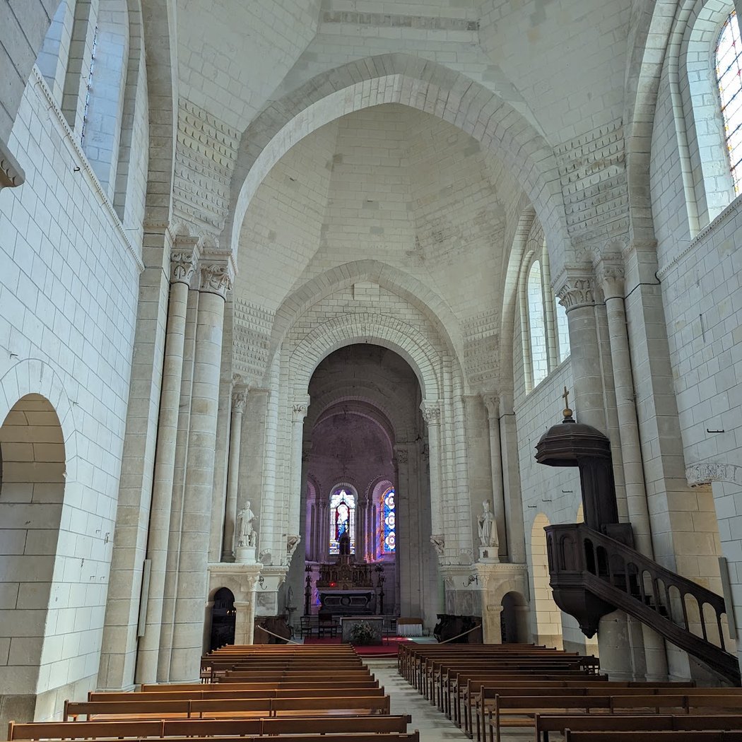 Church of Saint Ours of Loches 3