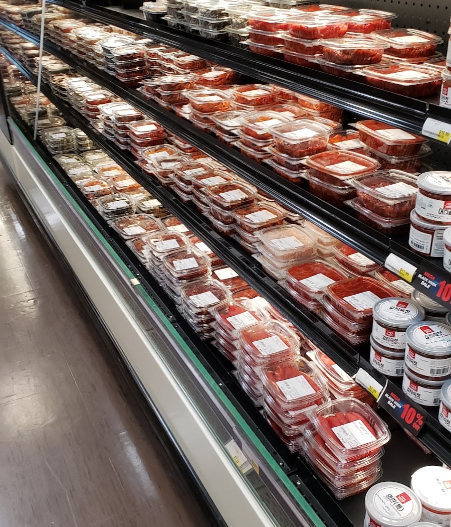 MEGA MART 3