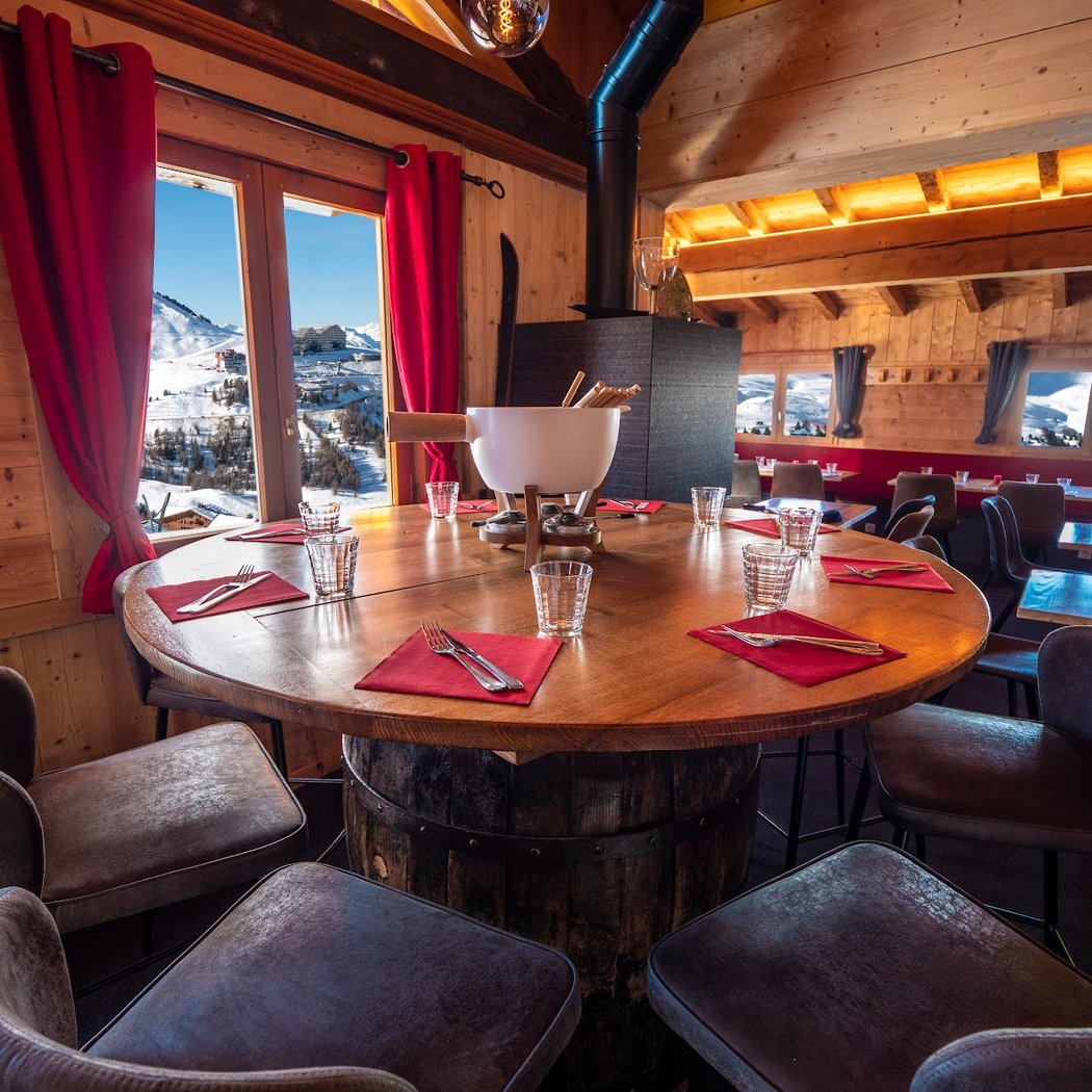 Restaurant Le Dou Du Praz 2