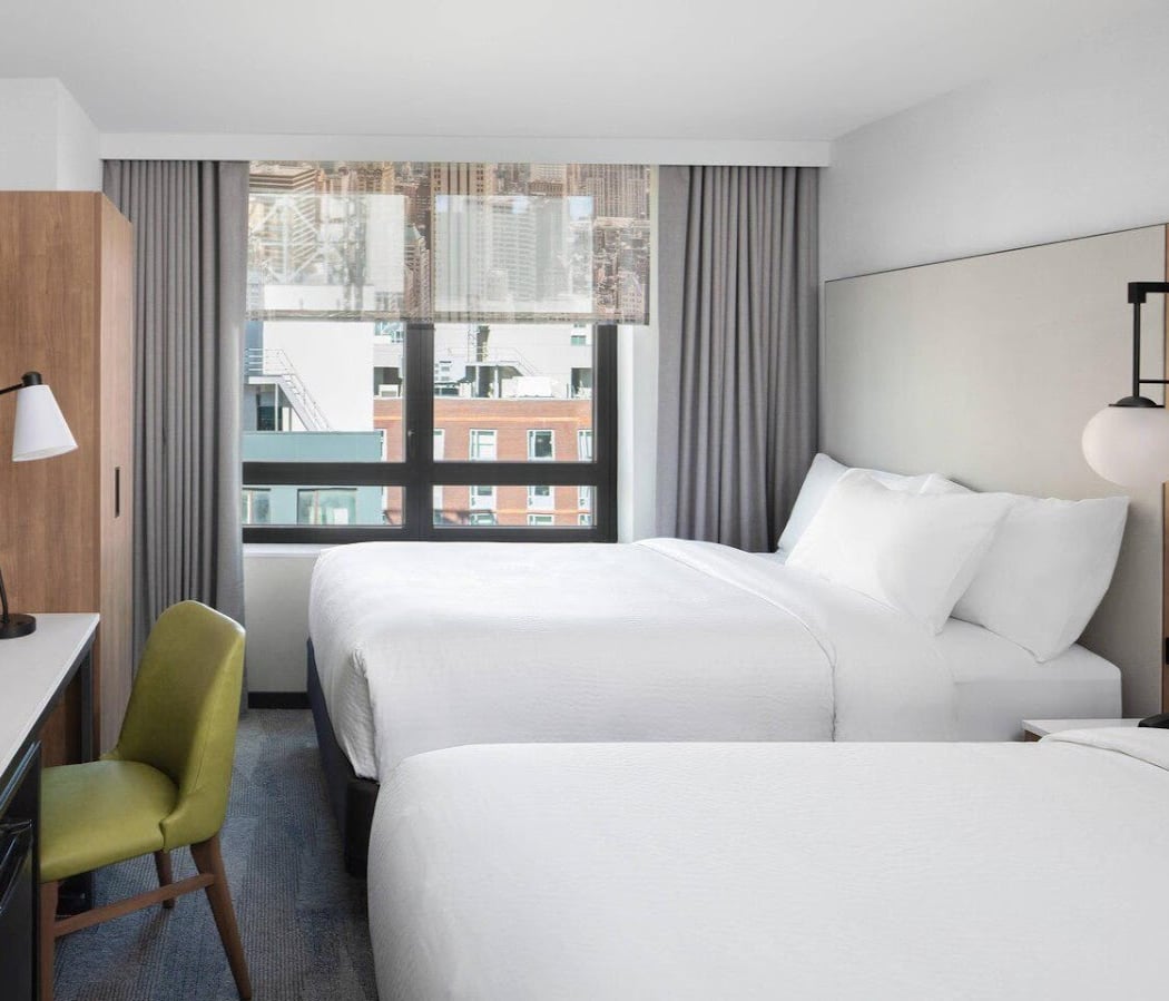 Fairfield by Marriott Inn & Suites New York Manhattan/Times Square South 2