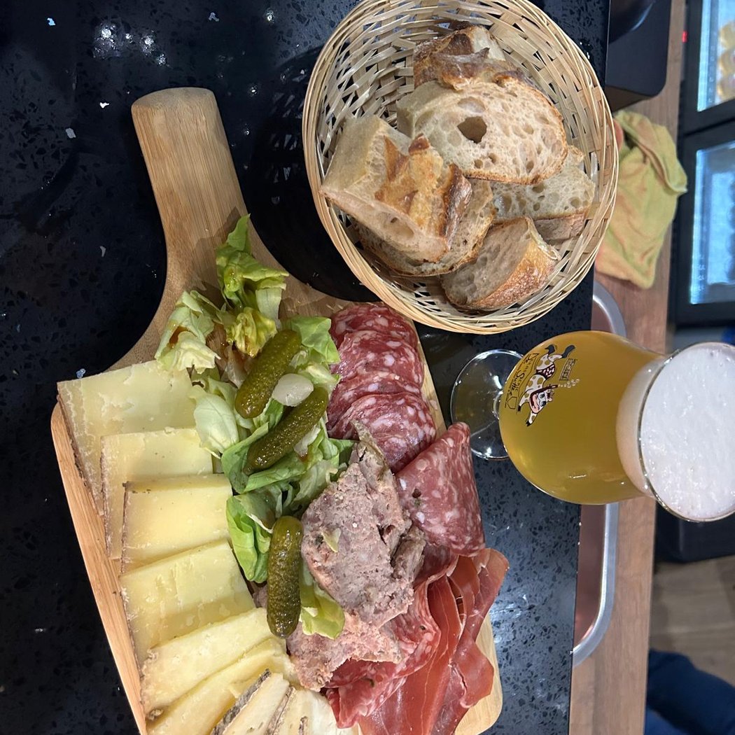 Le Bo Bar - Les Paris Mutuels Urbains 1