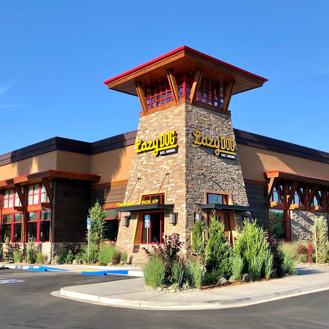 Lazy Dog Restaurant & Bar 3
