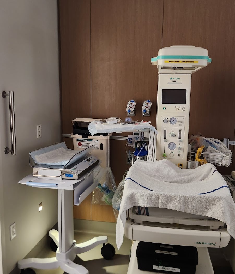 NewYork-Presbyterian Alexandra Cohen Hospital for Women and Newborns 3