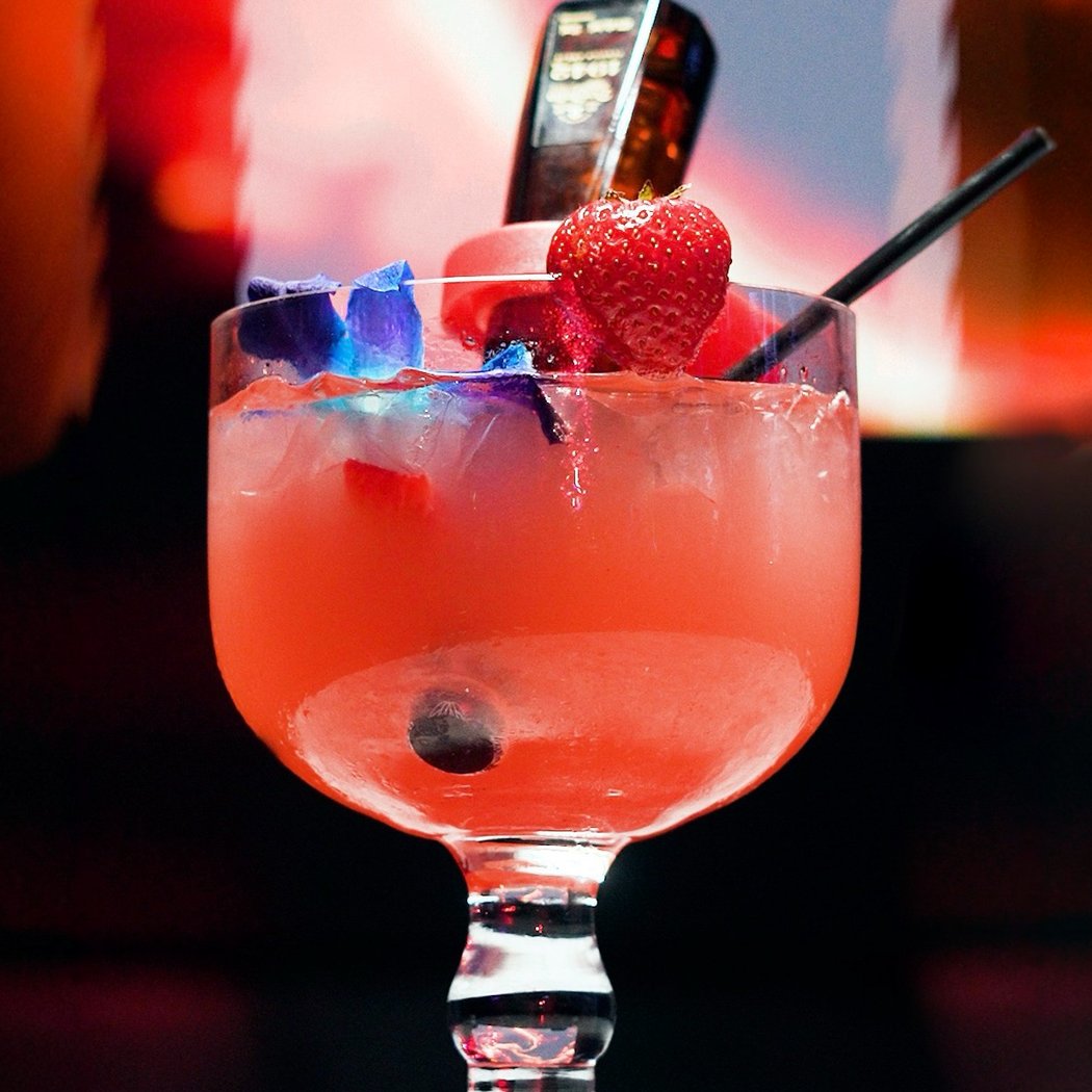 Mix & Mingle Mondays 1