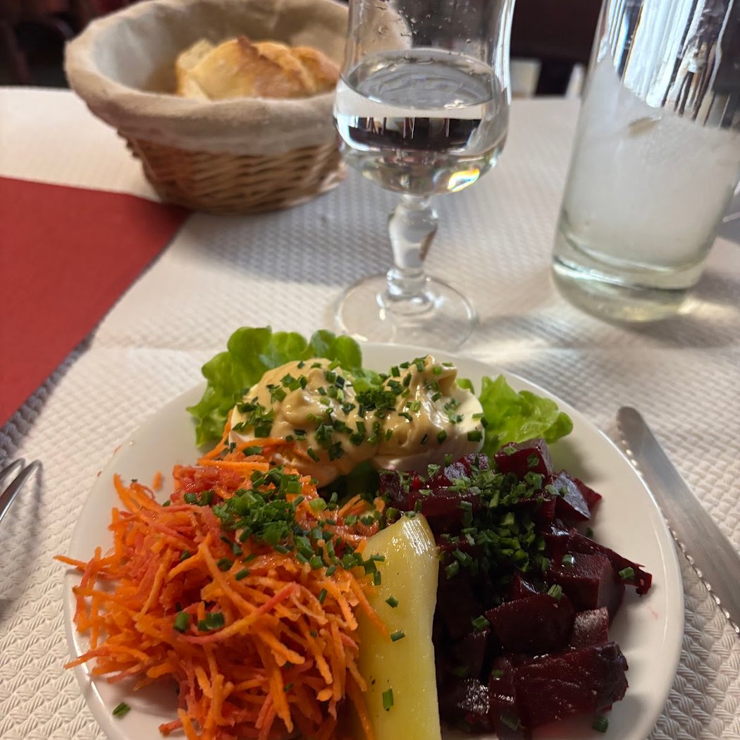 Le Provencal 3