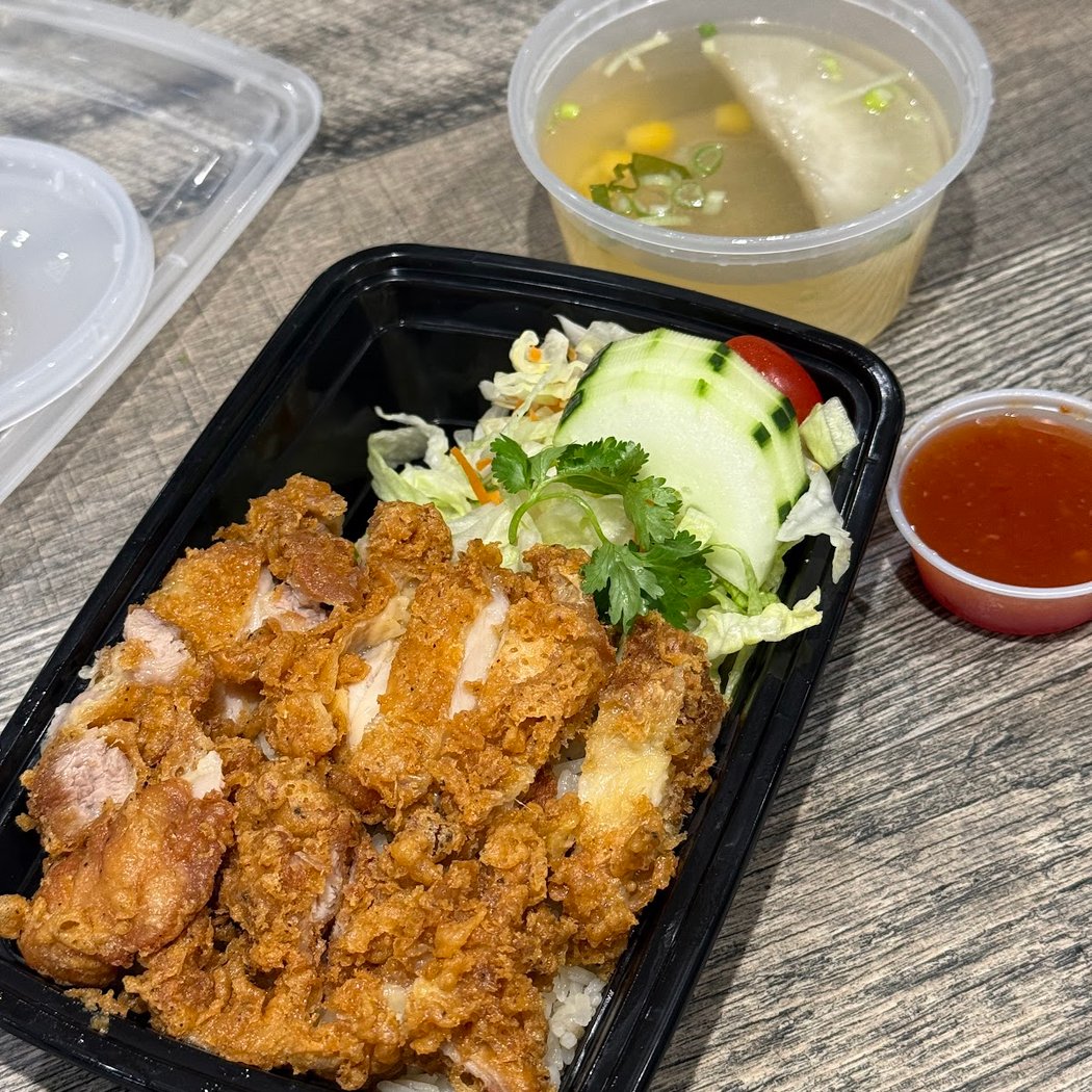 Mr. Khao Man Gai Food Truck 3