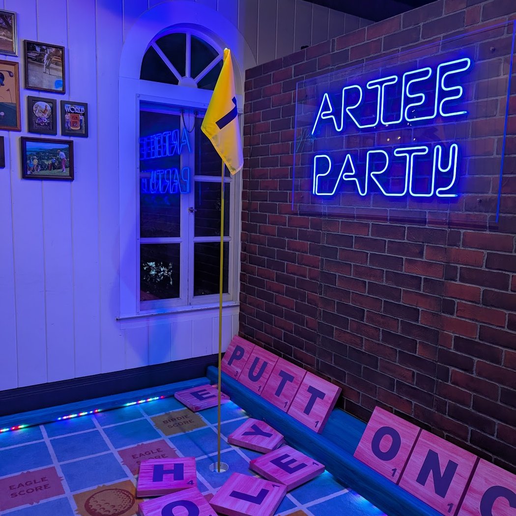 Holey Moley Golf Club $250 Double Date Night Giveaway 3