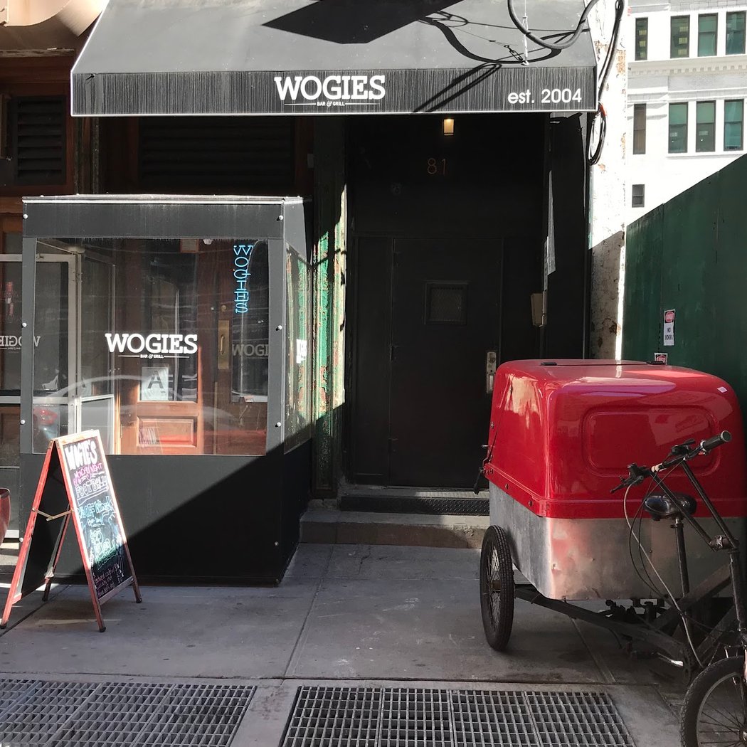 Wogies Bar & Grill, FIDI 2