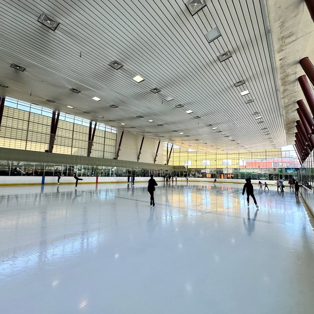 Yerba Buena Ice Skating & Bowling Center 3