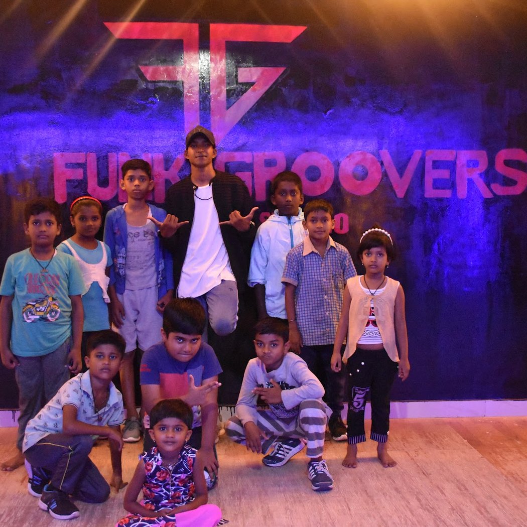 Funk Groovers Dance Studio 1