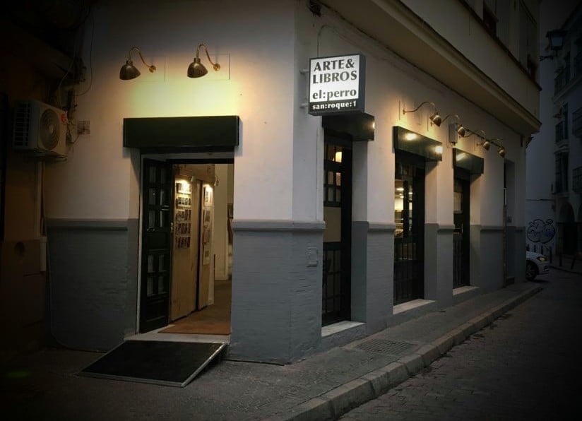 El Perro, Arte & Libros 2