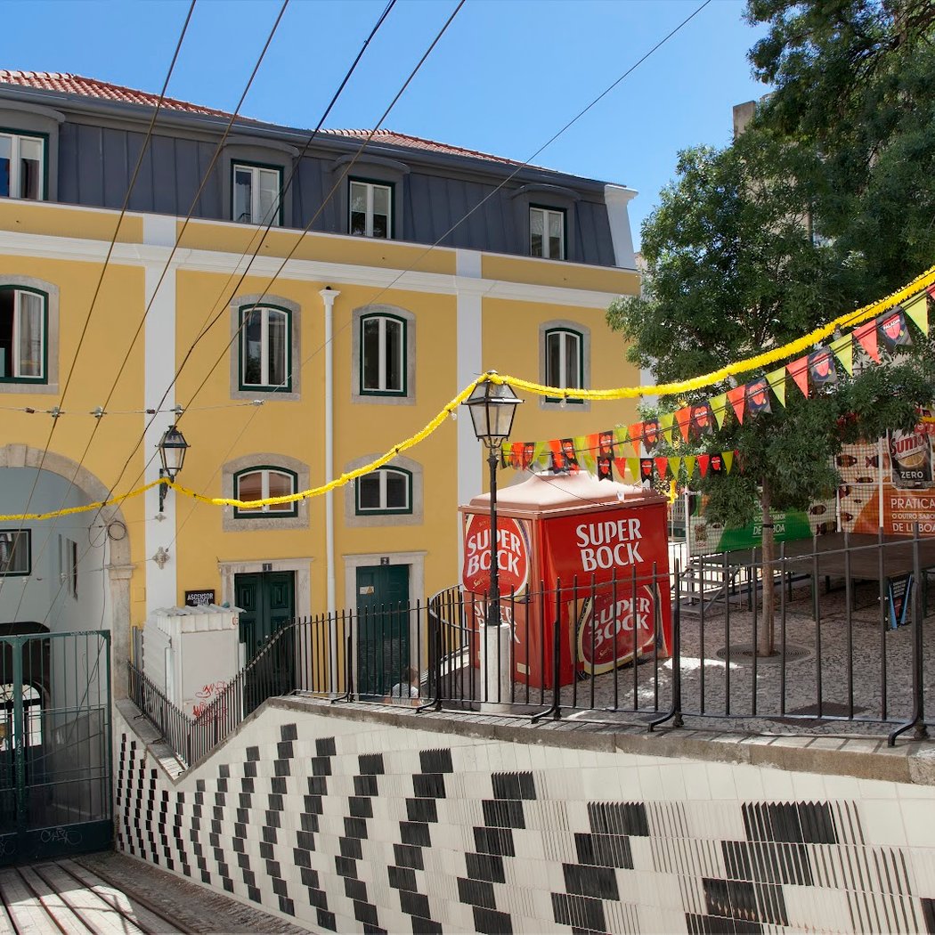 LSA Ascensor da Bica by Numa 2