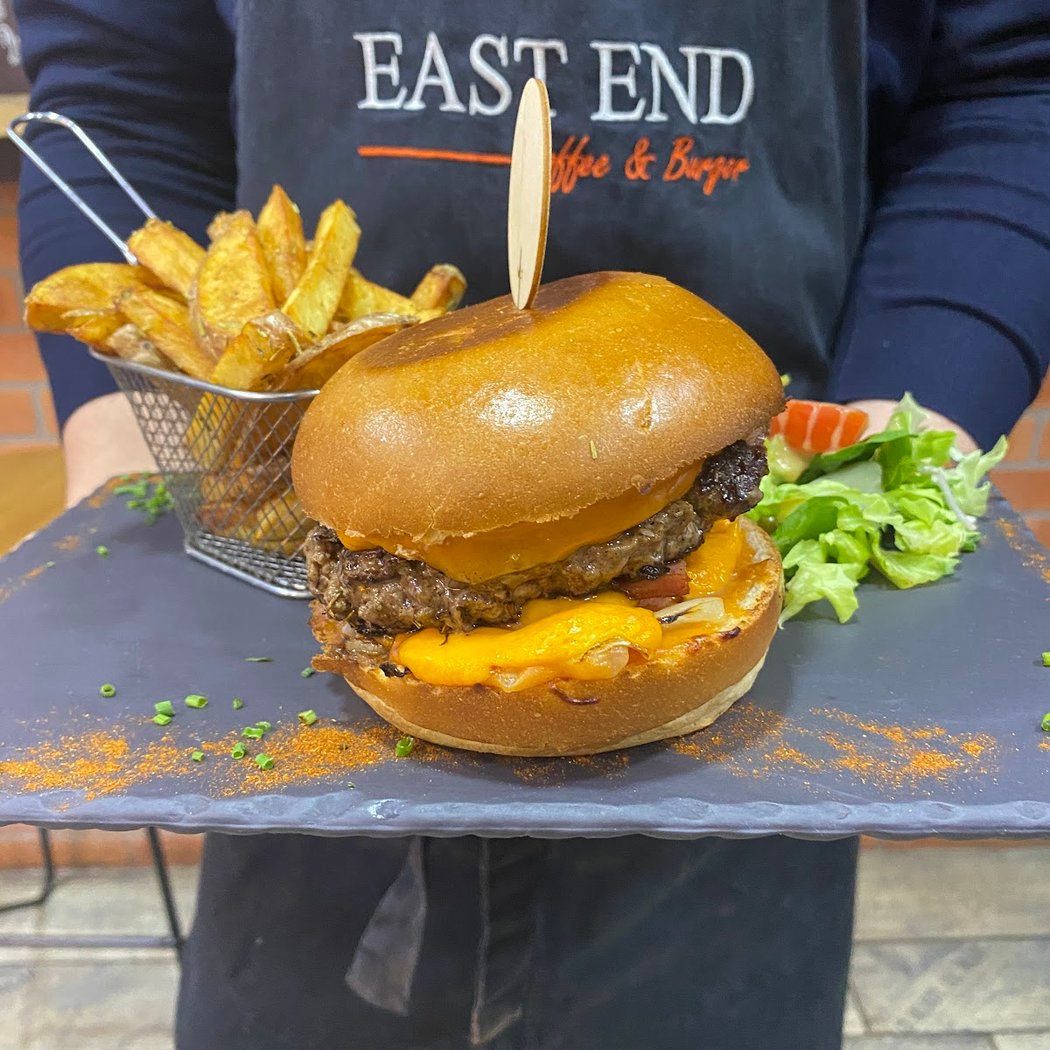 Restaurant & café EAST END 1