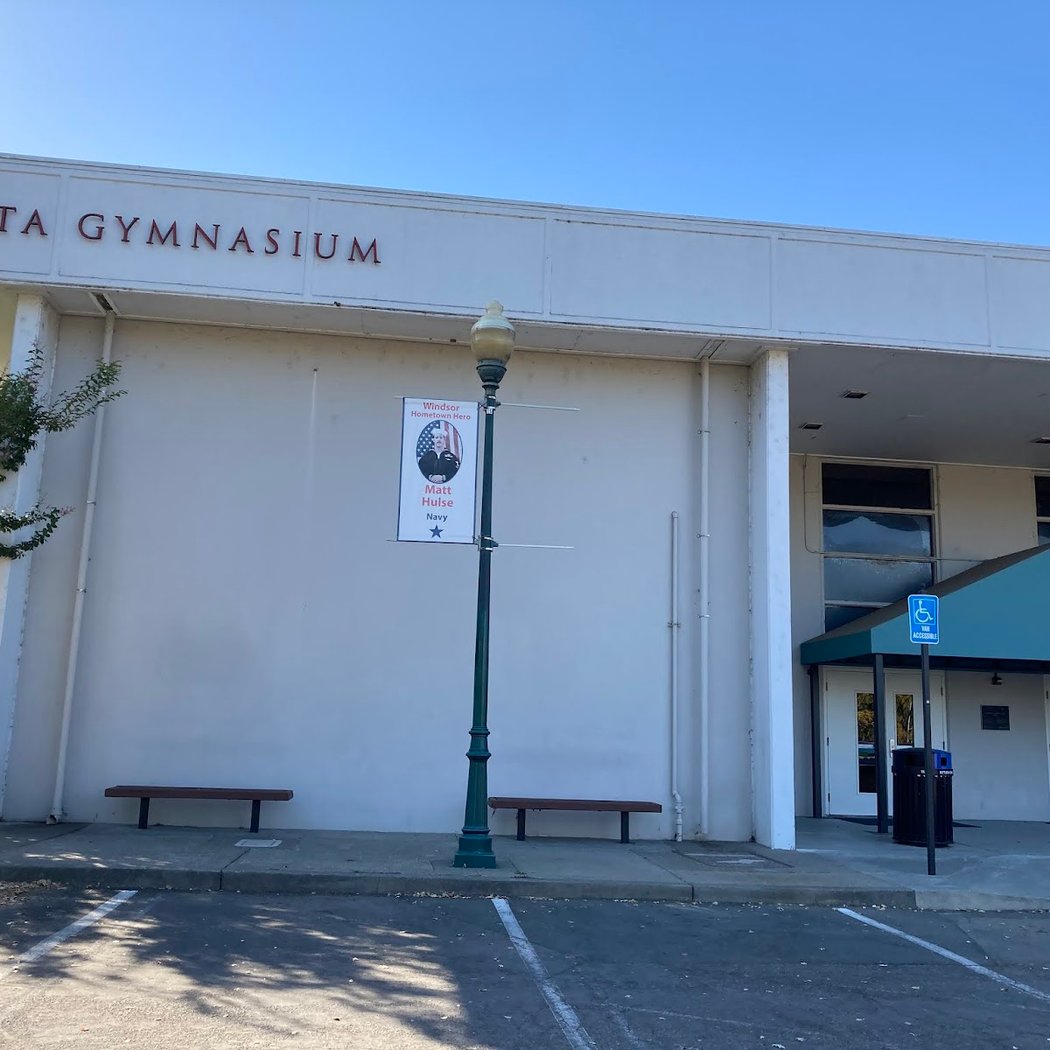 Huerta Gymnasium 3