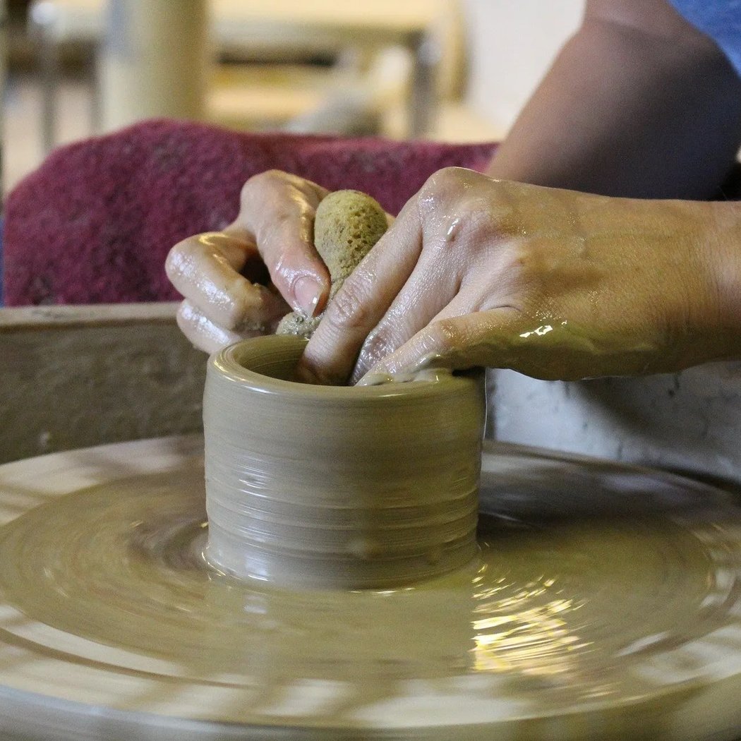 90-Minute Pottery Wheel Throwing Class 3