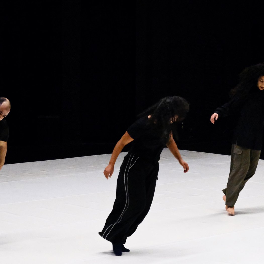 Border Dance 3