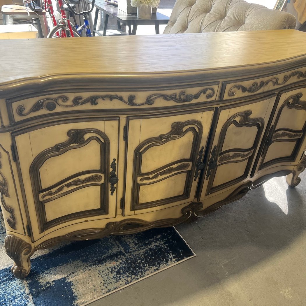 Oasis Thrift Shop 1