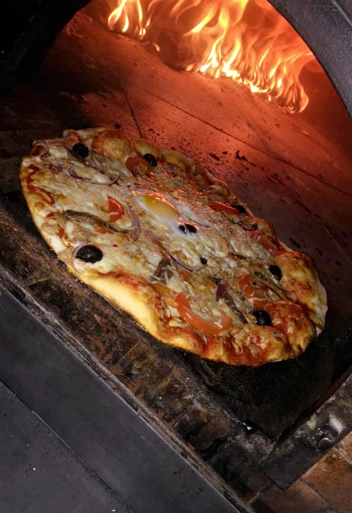 Pizza "Au Feu de Bois" 1