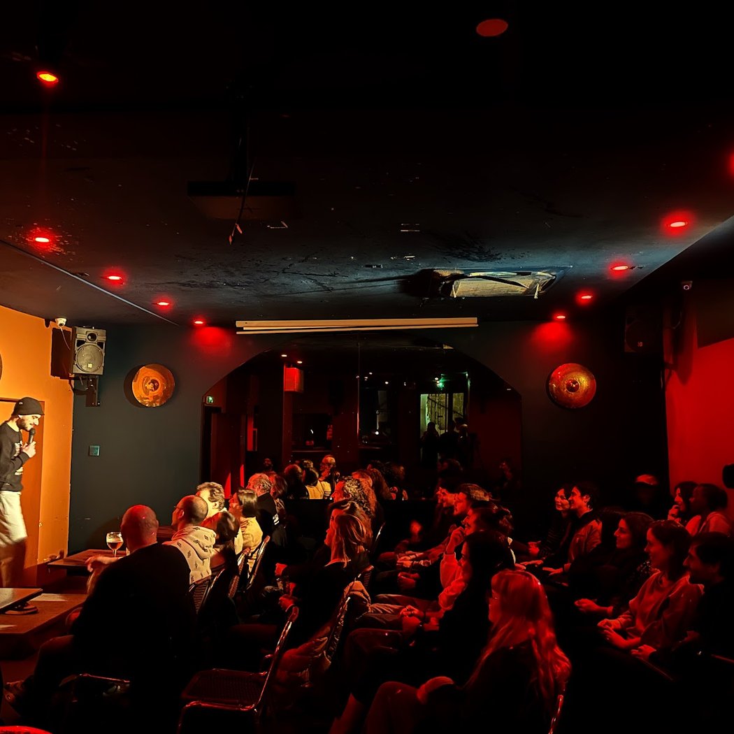 Montmartre Comedy Club 1