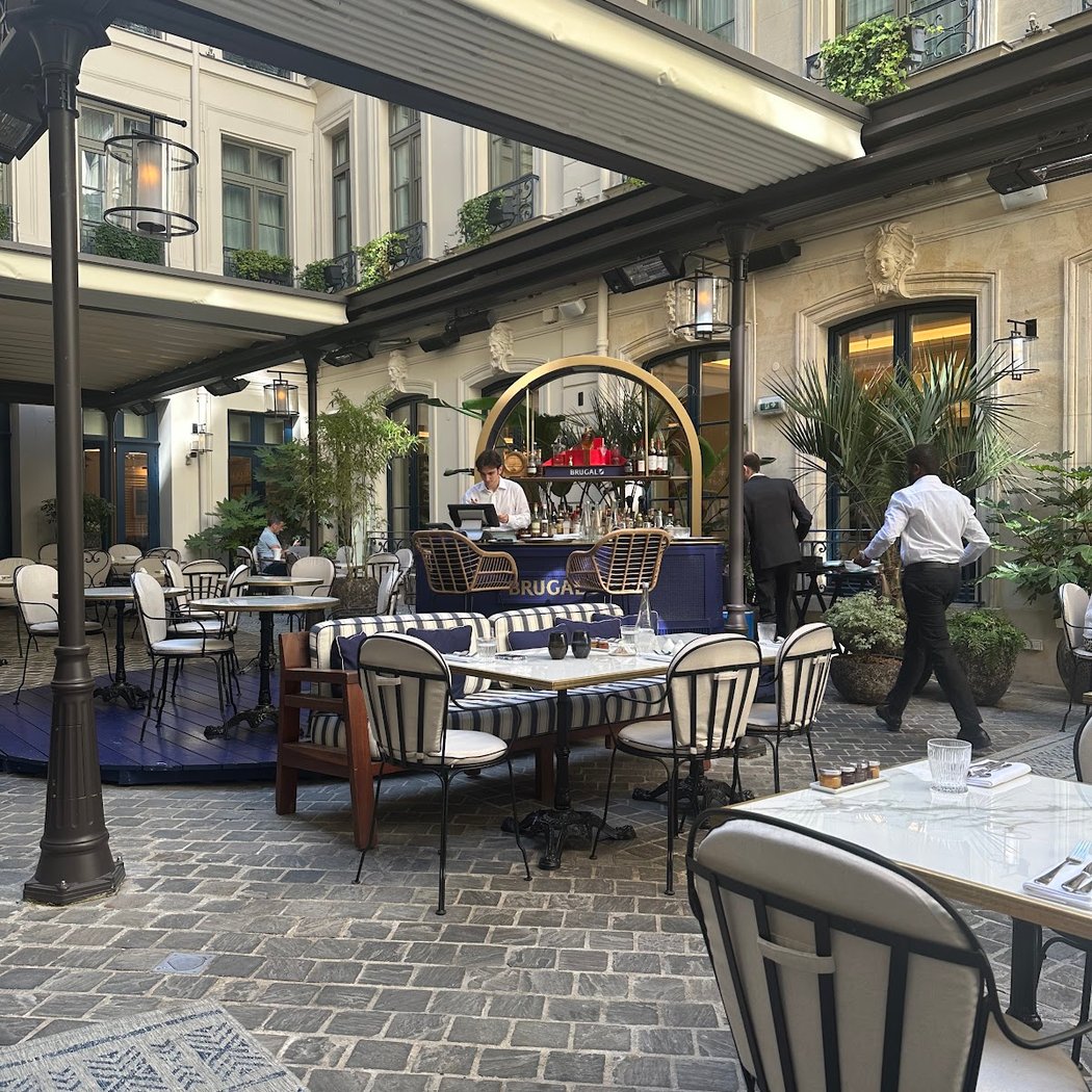 Delano Café 3