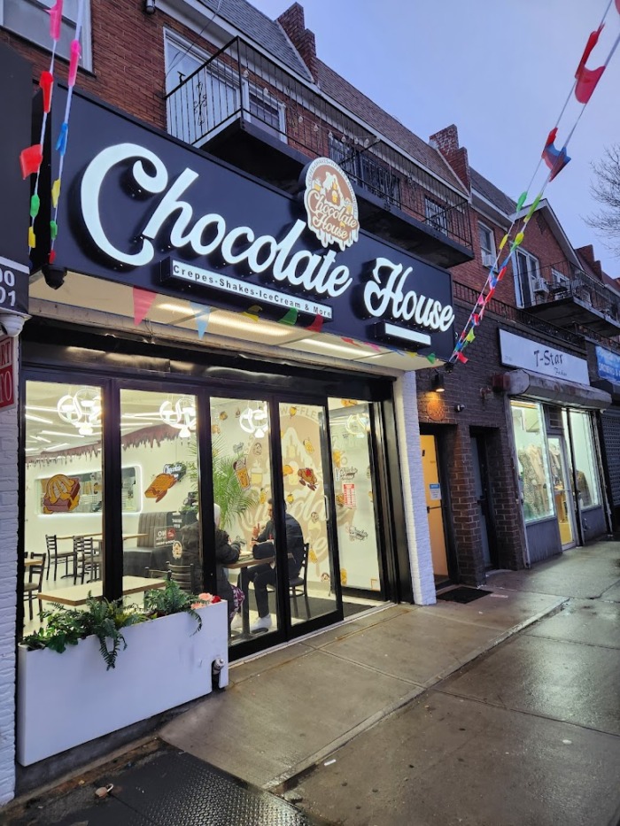THE CHOCOLATE HOUSE 3