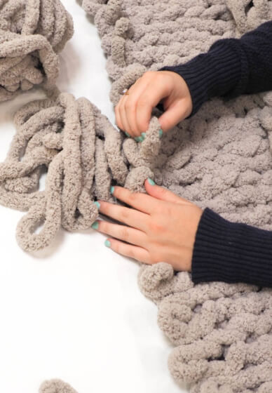 Chunky Knit Blanket Class 1