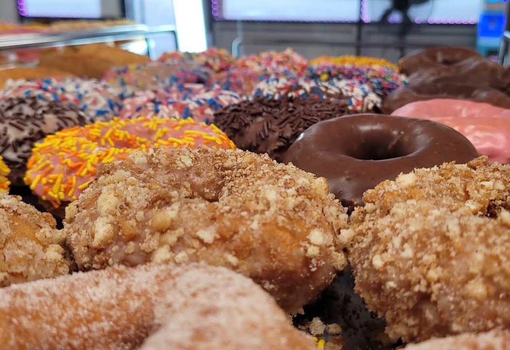 Fairway Park Donuts & Boba 3
