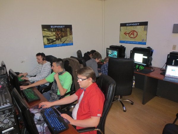Euphnet Cyber Cafe 1